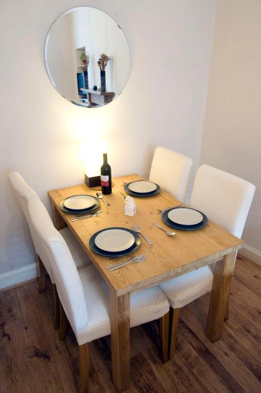 Innercitylets - Royal Mile Edinburgh Ruang foto