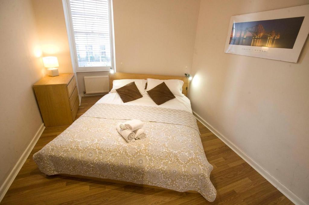 Innercitylets - Royal Mile Edinburgh Ruang foto